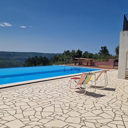 Villa San Silvestro Oprtalj Экстерьер фото