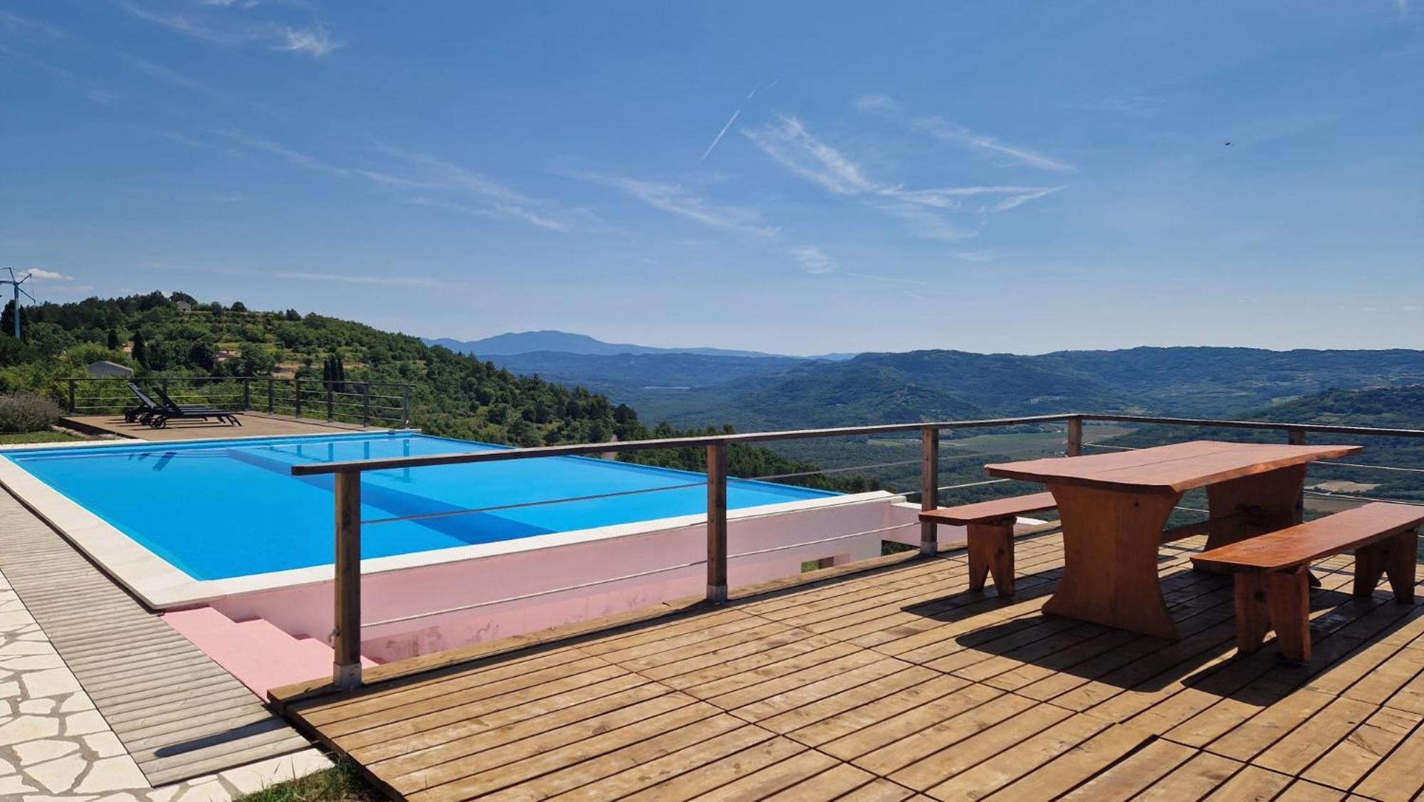 Villa San Silvestro Oprtalj Экстерьер фото